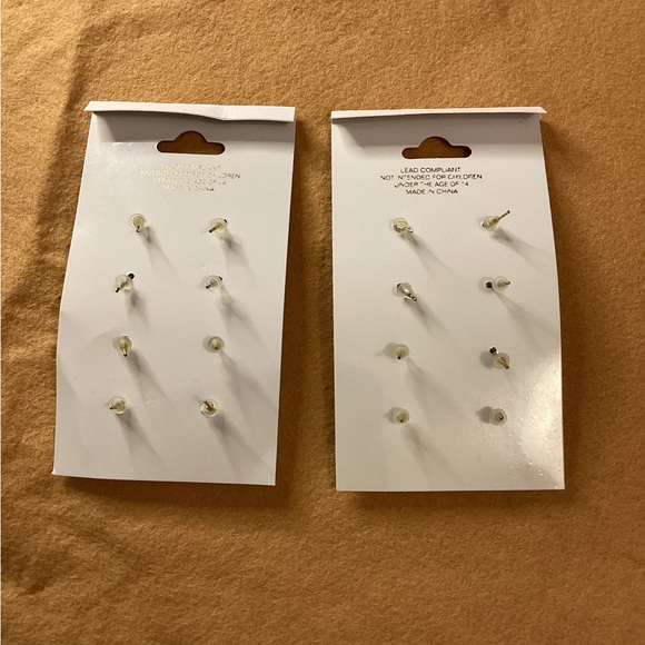 NWT Earring set bundle - Picture 2 of 2